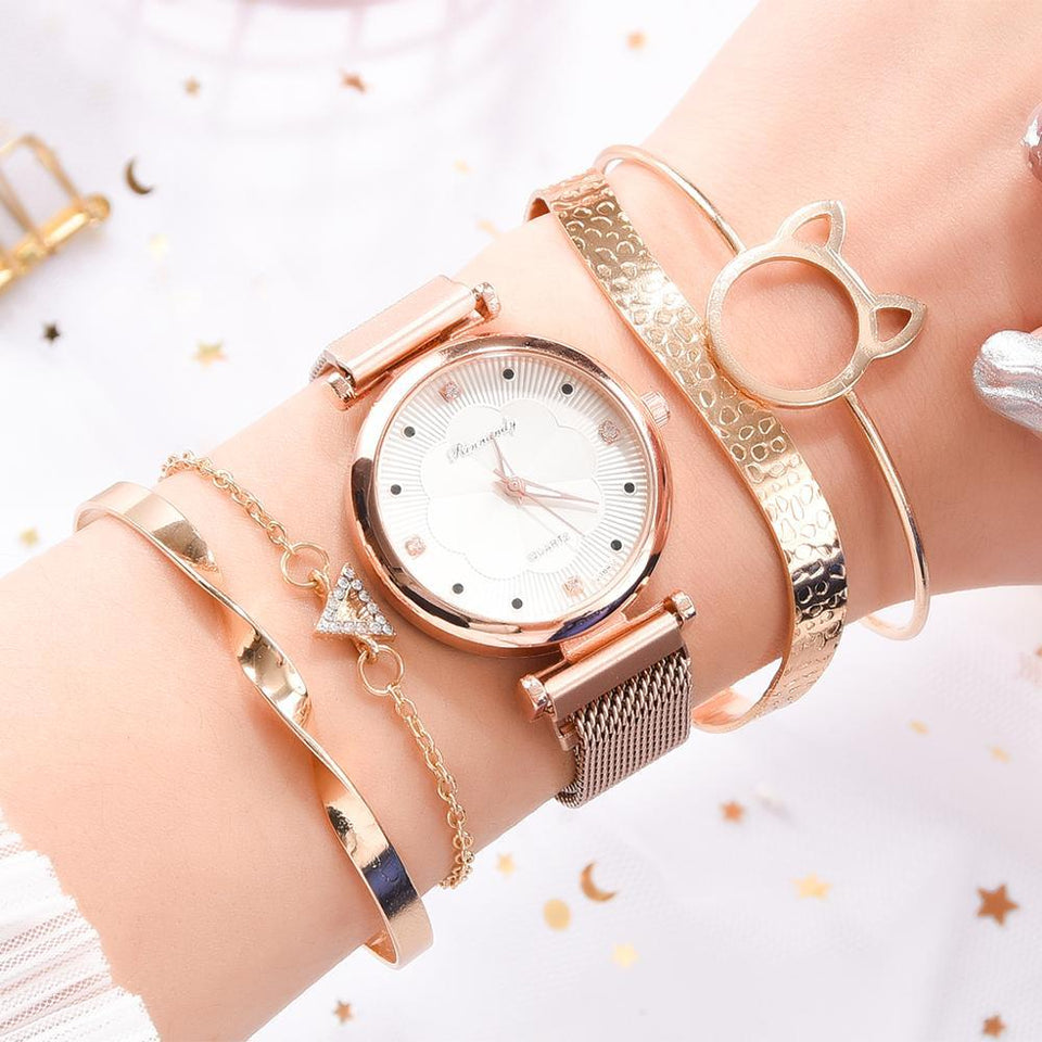 Luxury Ladies Quartz Wrist Watch Bracelet Set